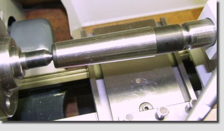 Zentriersptze zwischen Hauptspindel und Pinole